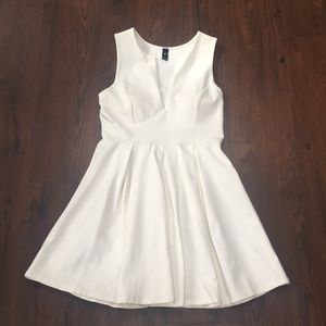 Windsor pretty and pleated skater dress